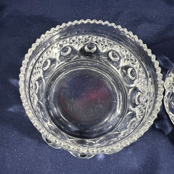 Set Of 2 Vintage Clear Cut Glass Trinket Dishes With Intricate Detailing & Scall - Picture 2 of 5